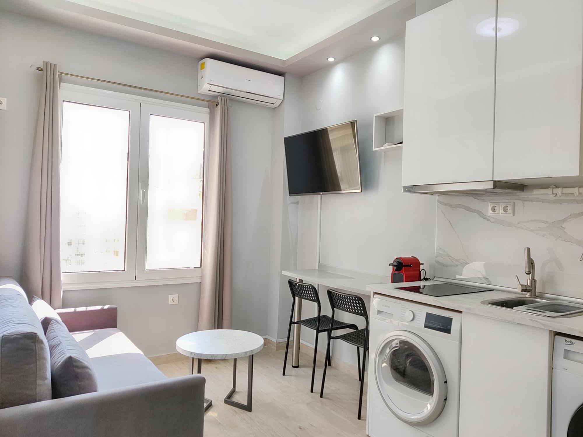 Pretty Petitie Fully Equipped City Center Studio Thessaloniki Exterior photo